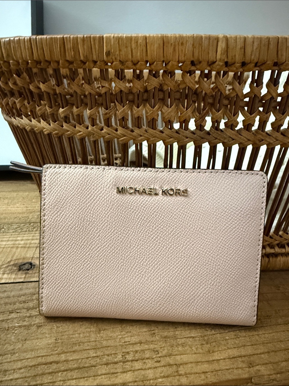 Michael Kors Light Pink Saffiano Zip Wallet with Gold Logo